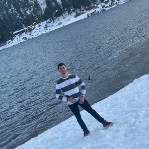 Meet your Posher, Jonathan